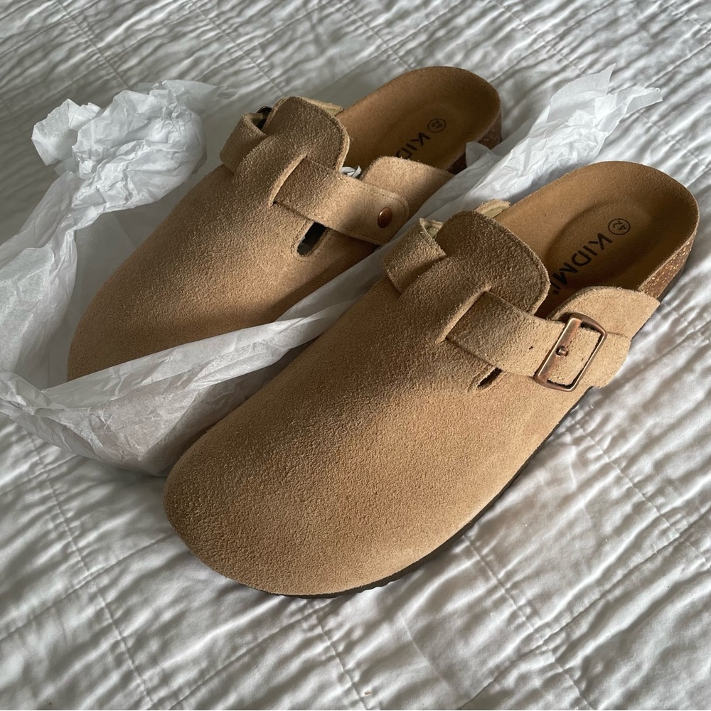 NWT Clog slides